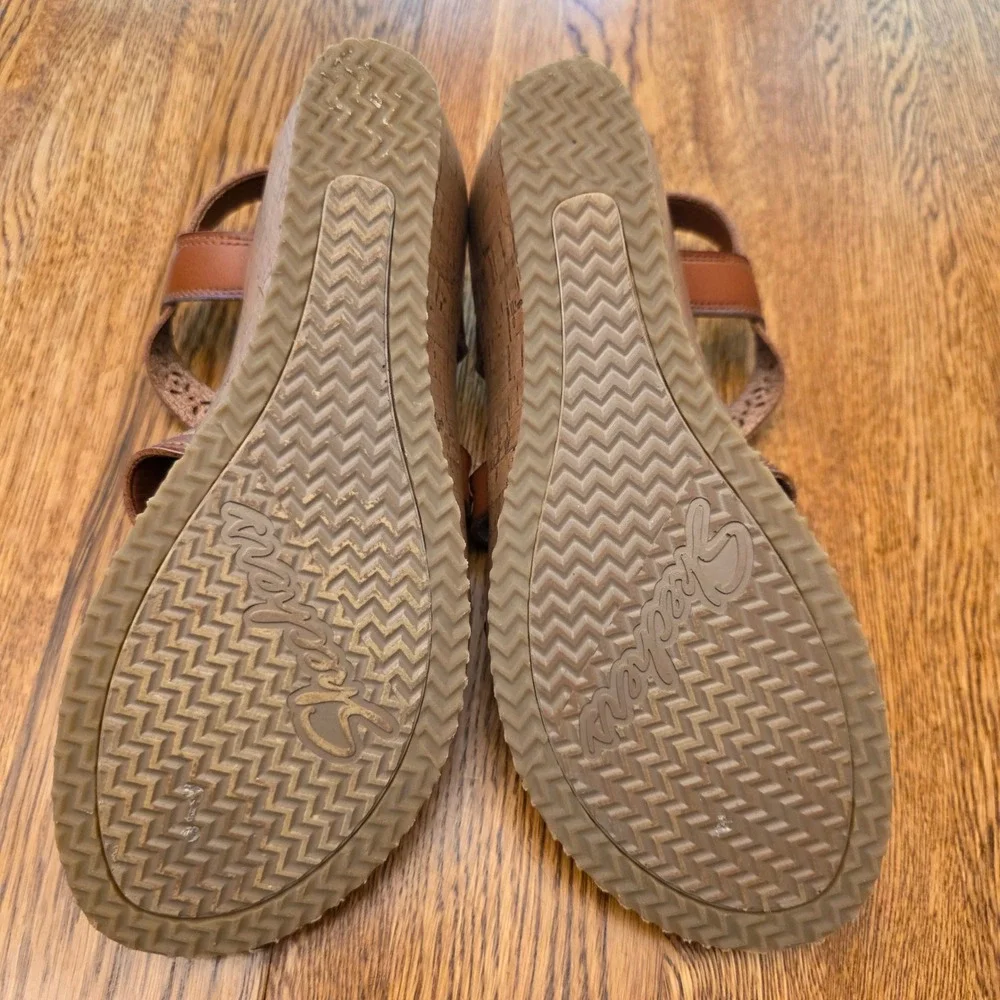 Skechers Cali Beverly Brown Strappy Wedge Sandals Luxe Foam Floral Womens 9